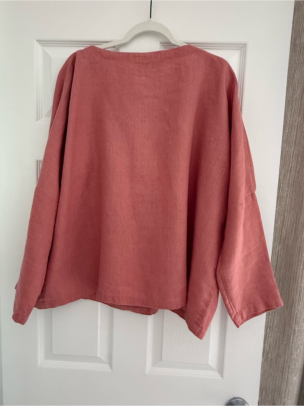 Love and Confuse Coral Linen Blend Women's Blouse - Picture 3 of 6
